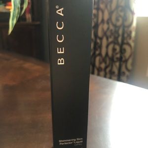 Becca Shimmering Skin Perfector